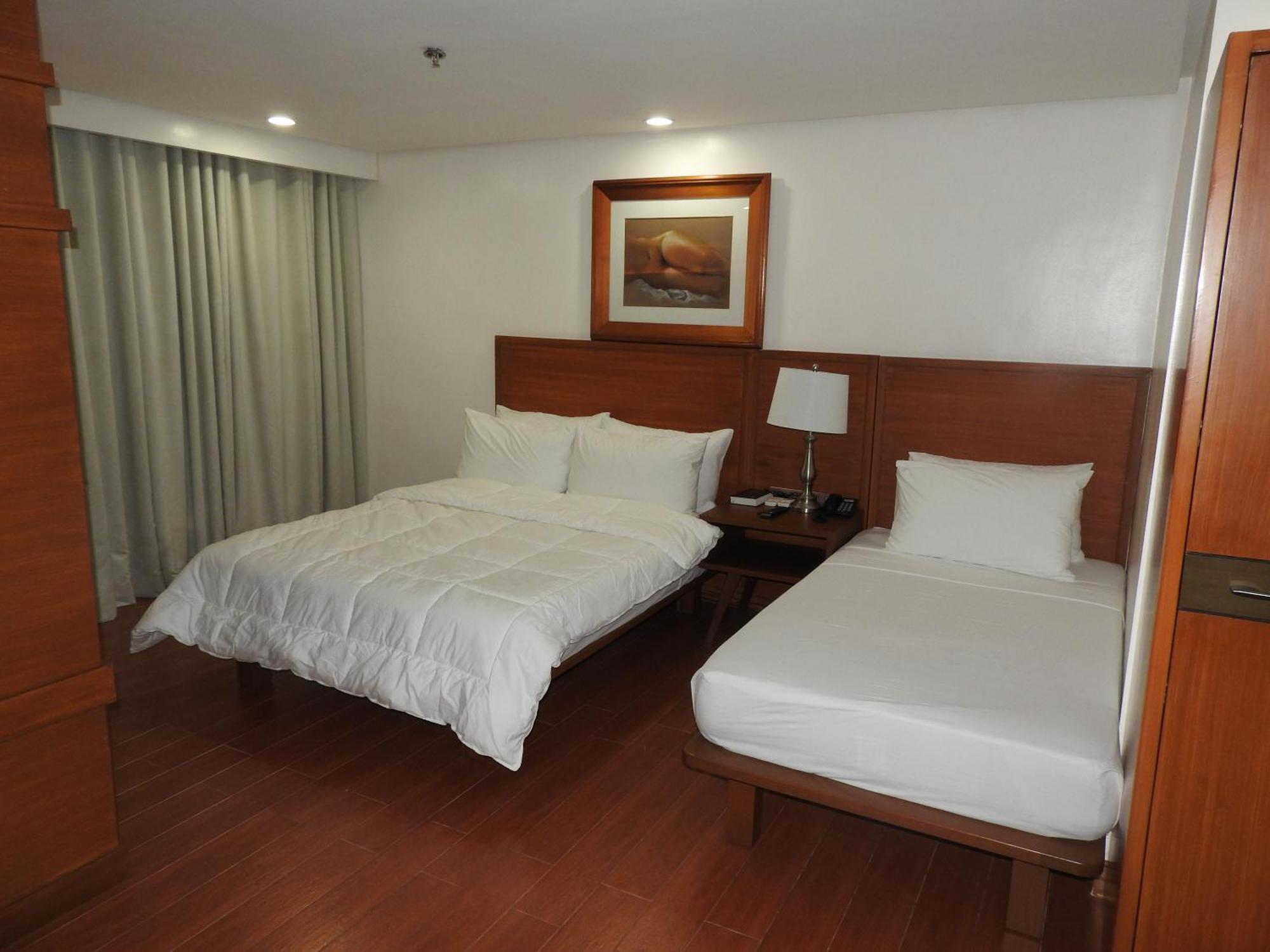 Sarita Bed And Breakfast Laoag Eksteriør bilde
