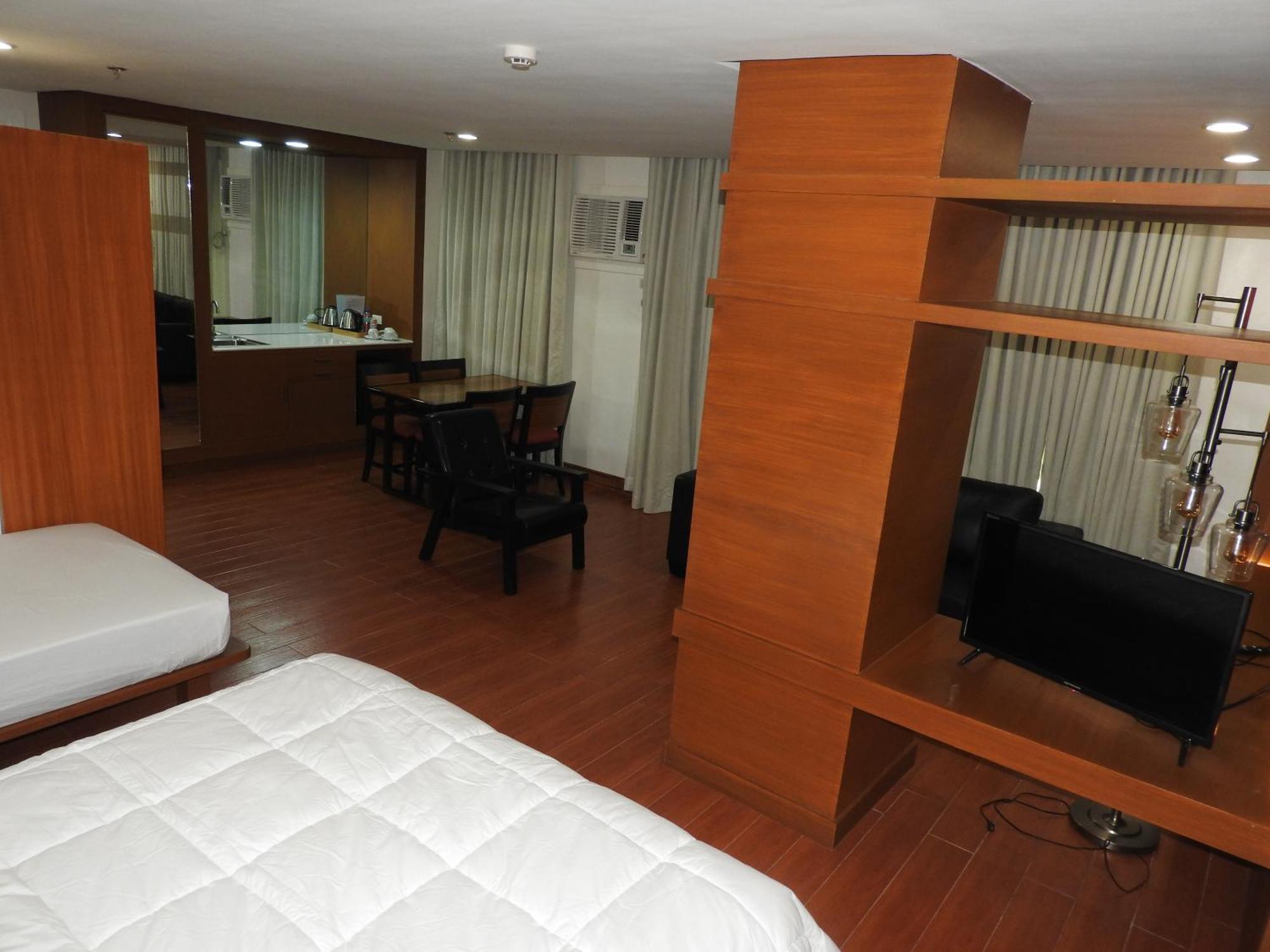 Sarita Bed And Breakfast Laoag Eksteriør bilde